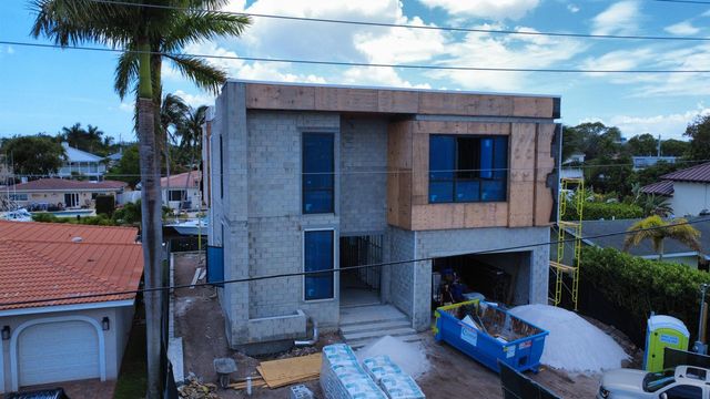 2336 SE 13th Court, Pompano Beach, FL 33062