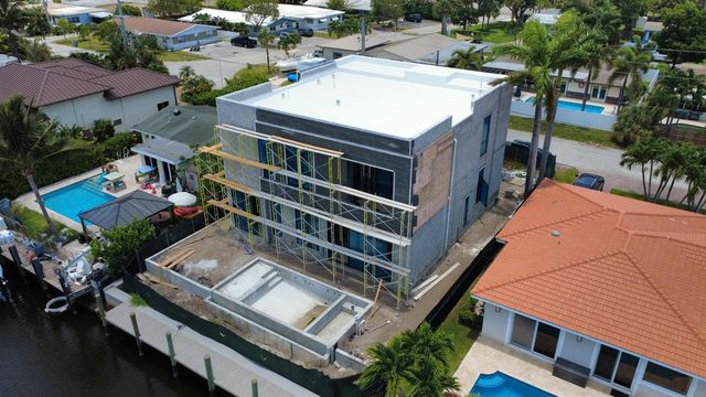 2336 SE 13th Court, Pompano Beach, FL 33062