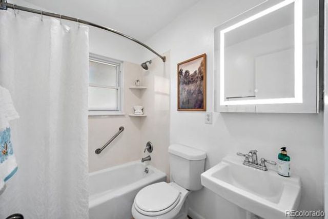 3359 W Bijou Street, Colorado Springs, CO 80904