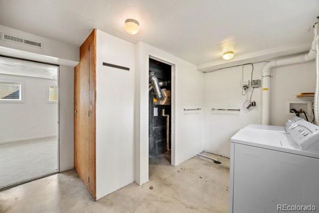 3359 W Bijou Street, Colorado Springs, CO 80904