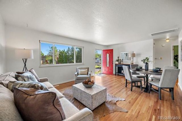 3359 W Bijou Street, Colorado Springs, CO 80904