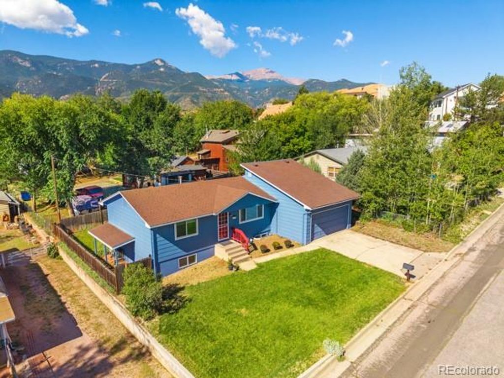 3359 W Bijou Street, Colorado Springs, CO 80904