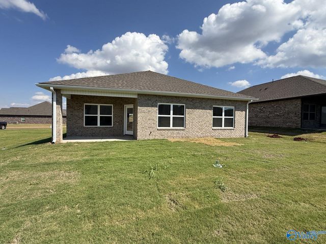 29406 Crawfish Drive, Harvest, AL 35749