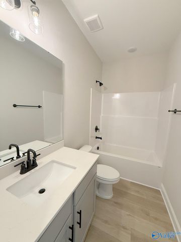29406 Crawfish Drive, Harvest, AL 35749