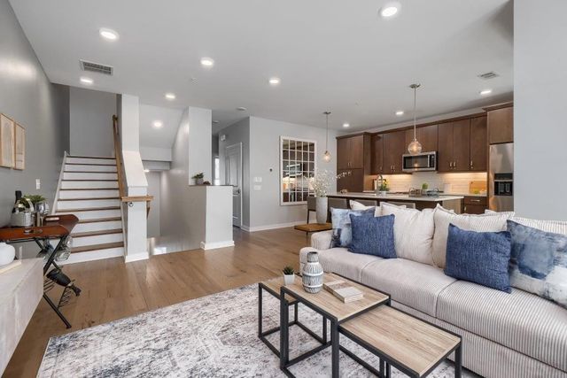 1050 Stacks Avenue SE 1506, Atlanta, GA 30315