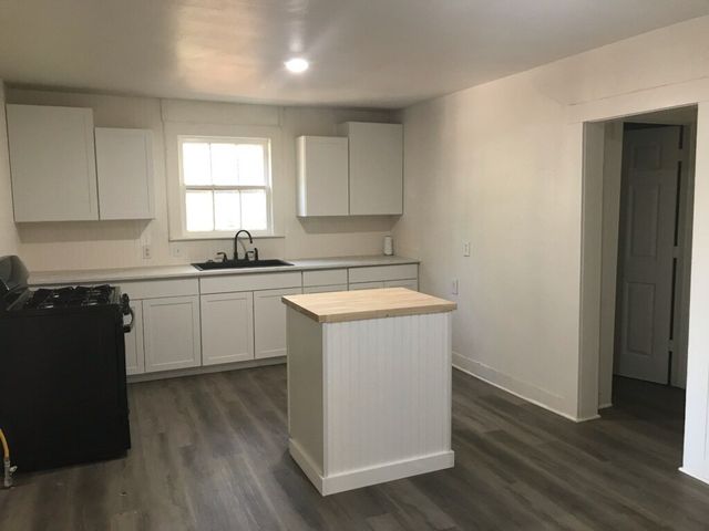 803 E 14th Street, Bonham, TX 75418
