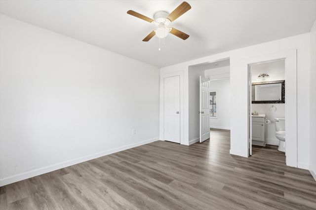 803 E 14th Street, Bonham, TX 75418