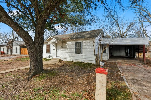 803 E 14th Street, Bonham, TX 75418