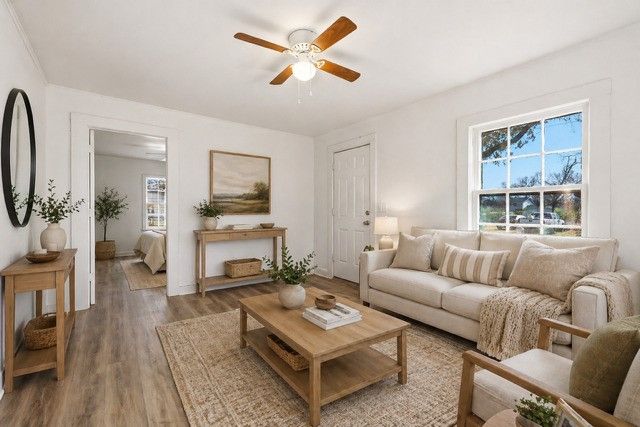 803 E 14th Street, Bonham, TX 75418