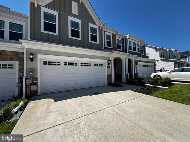 3898 GLACIER BAY PL, White Plains, MD 20695