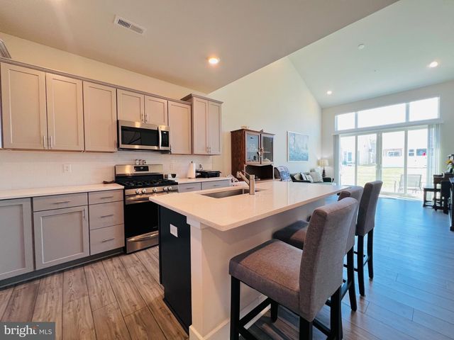 3898 GLACIER BAY PL, White Plains, MD 20695