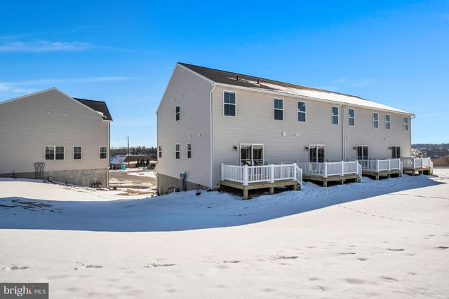 10-16 MORGAN CIRCLE, Carlisle, PA 17015