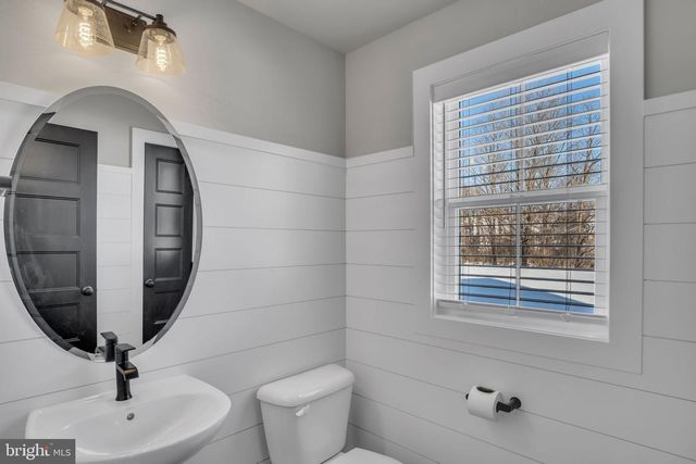 10-16 MORGAN CIRCLE, Carlisle, PA 17015