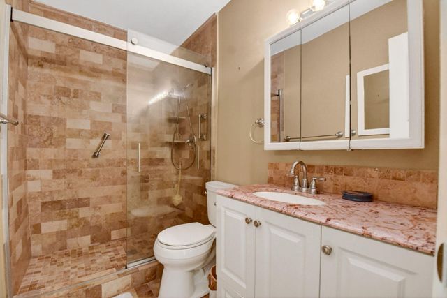 260 Cape Cod Circle, Lake Worth, FL 33467