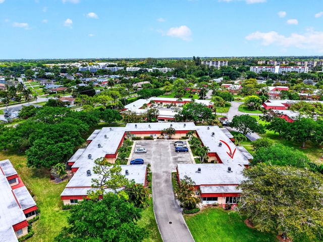 260 Cape Cod Circle, Lake Worth, FL 33467