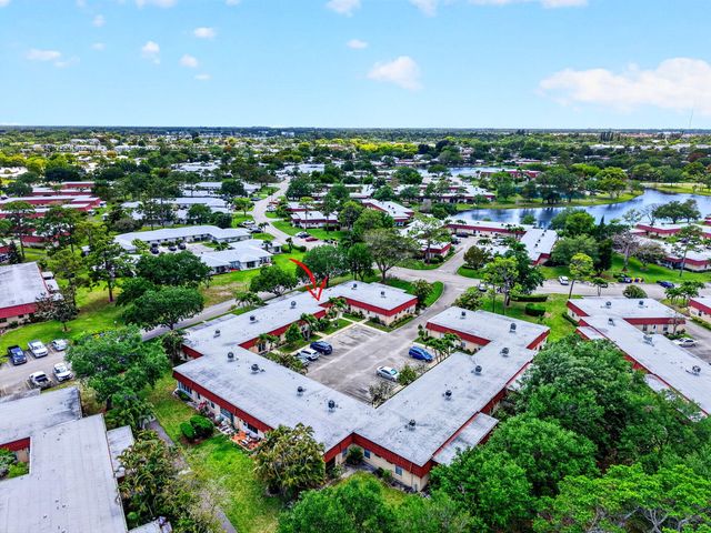 260 Cape Cod Circle, Lake Worth, FL 33467