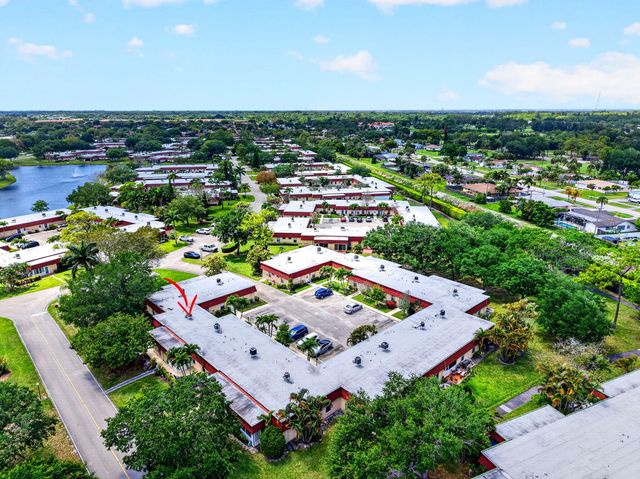 260 Cape Cod Circle, Lake Worth, FL 33467