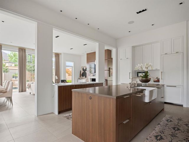 8400 Stonehurst Court, Oklahoma City, OK 73120