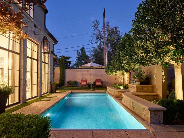 8400 Stonehurst Court, Oklahoma City, OK 73120