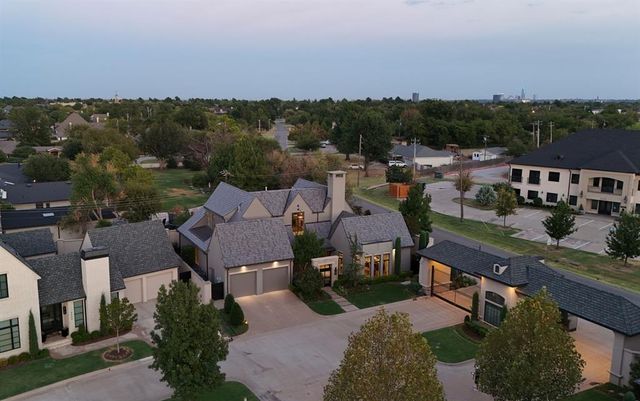 8400 Stonehurst Court, Oklahoma City, OK 73120