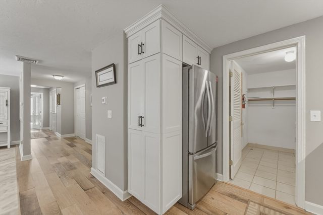 402 Ridgefield Cir D, Clinton, MA 01510