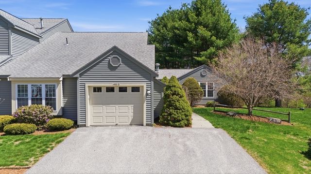 402 Ridgefield Cir D, Clinton, MA 01510