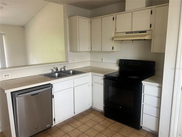 5415 HYDE PARK AVENUE, Orlando, FL 32808