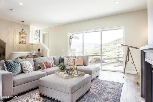 376 W Ascent Drive, Hideout, UT 84036