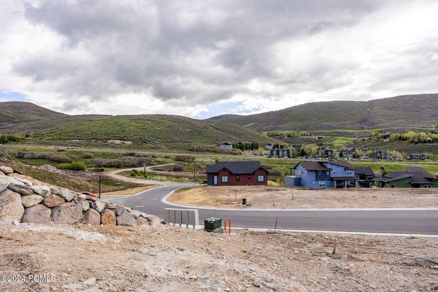 376 W Ascent Drive, Hideout, UT 84036