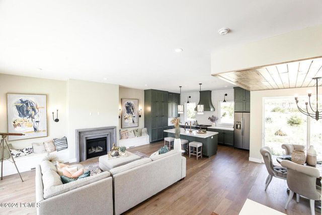376 W Ascent Drive, Hideout, UT 84036