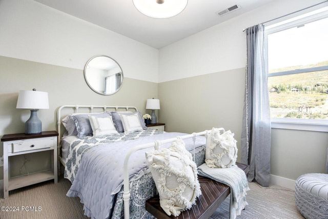 376 W Ascent Drive, Hideout, UT 84036