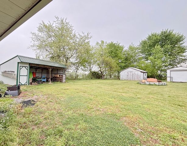 630 Dollie Miller Road, East Bernstadt, KY 40729