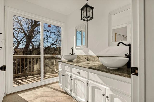 971 Nadelhorn Drive, Lake Arrowhead, CA 92352