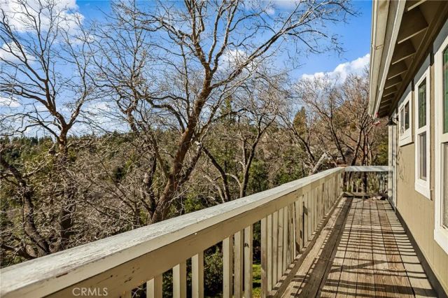 971 Nadelhorn Drive, Lake Arrowhead, CA 92352