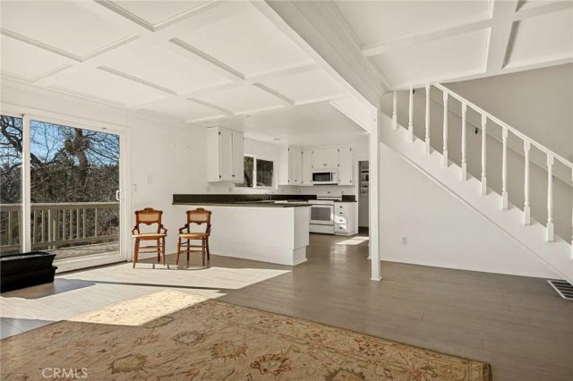 971 Nadelhorn Drive, Lake Arrowhead, CA 92352