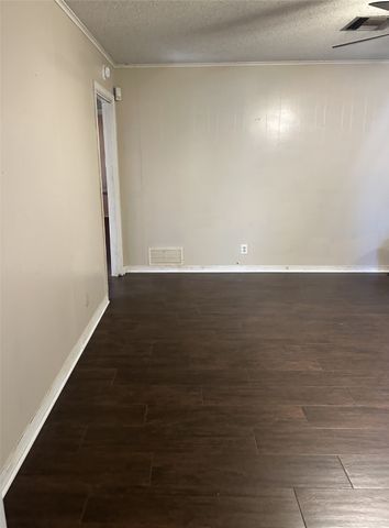 302 Burgundy Circle, Shreveport, LA 71105