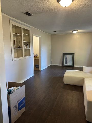 302 Burgundy Circle, Shreveport, LA 71105