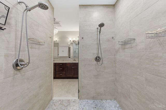 7890 Planters Lane, West Chester, OH 45069