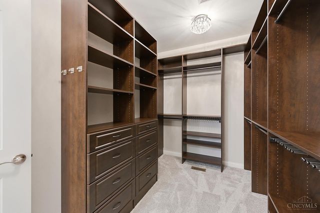 7890 Planters Lane, West Chester, OH 45069