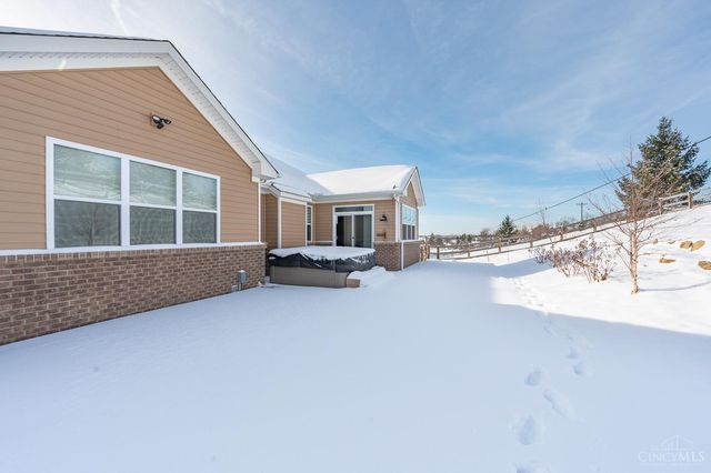 7890 Planters Lane, West Chester, OH 45069