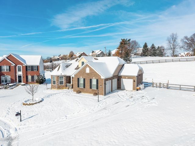 7890 Planters Lane, West Chester, OH 45069