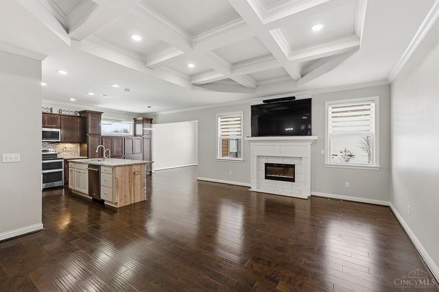 7890 Planters Lane, West Chester, OH 45069