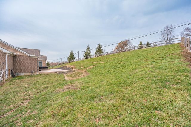 7890 Planters Lane, West Chester, OH 45069