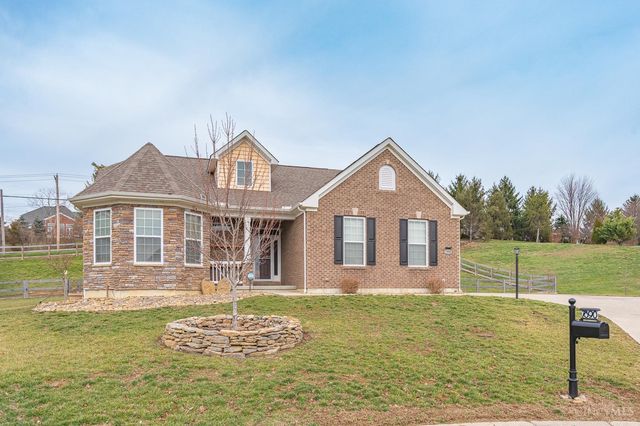 7890 Planters Lane, West Chester, OH 45069