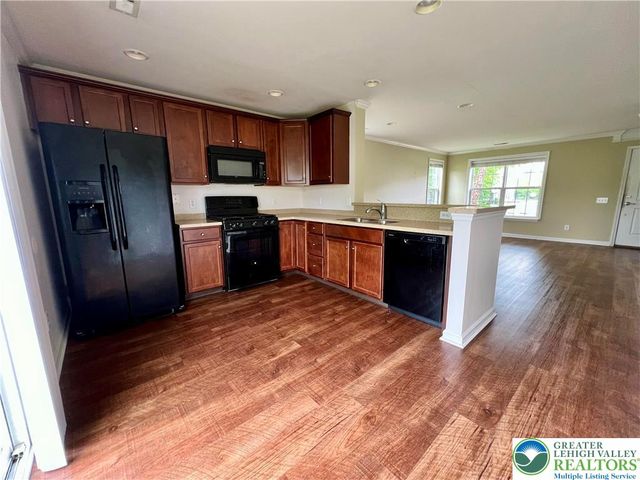 8395 Saylor Court, Upper Macungie Twp, PA 18031