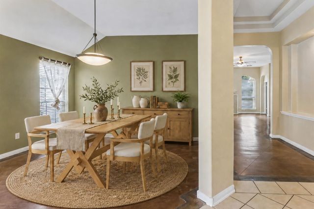7206 W Magic Mountain LN, Round Rock, TX 78681