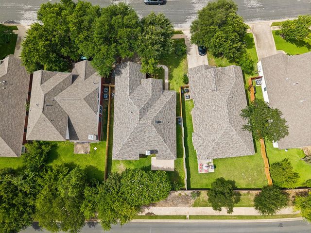 7206 W Magic Mountain LN, Round Rock, TX 78681