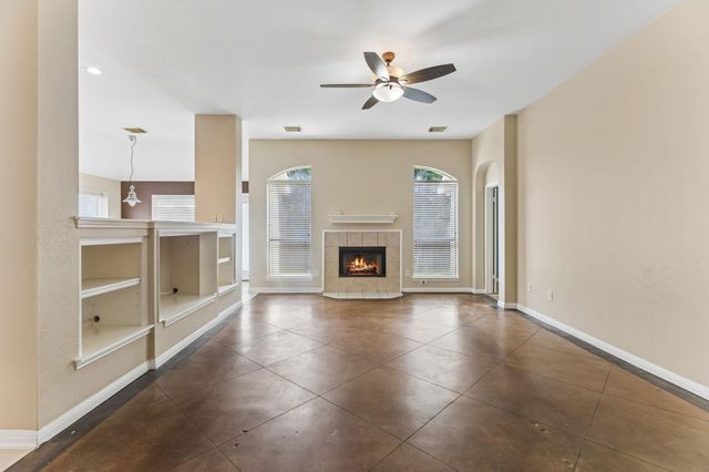 7206 W Magic Mountain LN, Round Rock, TX 78681