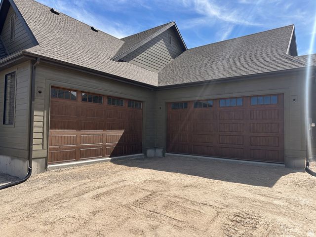 743 W SARA DR, Saratoga Springs, UT 84045