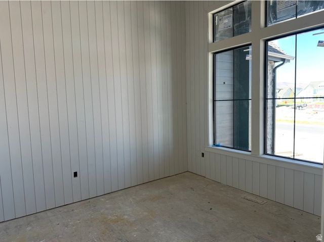 743 W SARA DR, Saratoga Springs, UT 84045